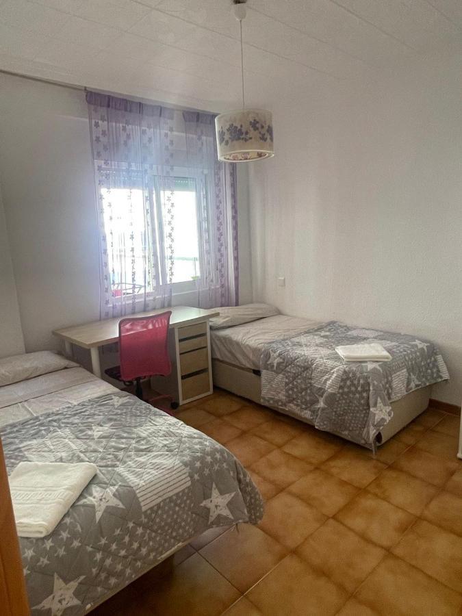 First Line Center 2bedroom For Family *