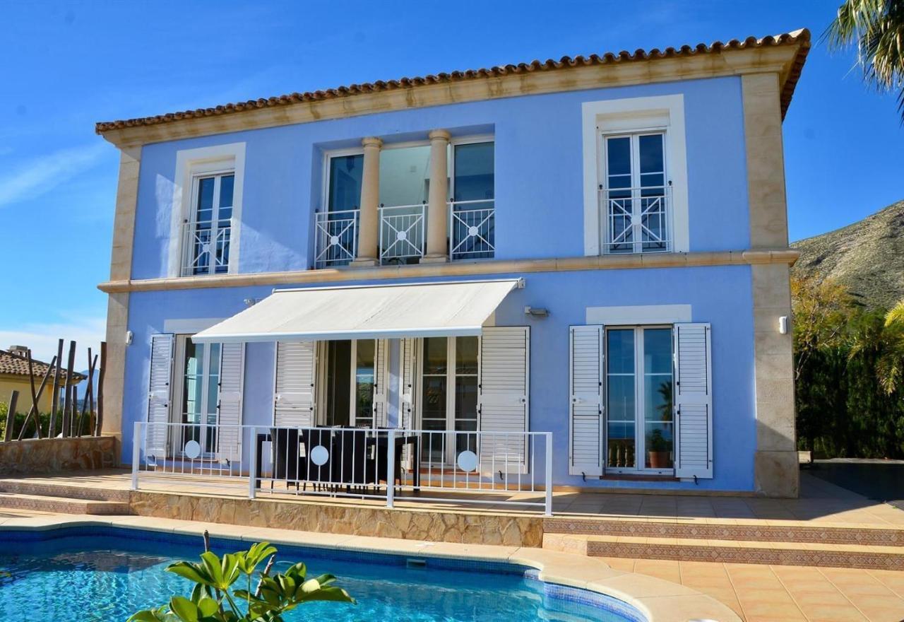 With Panoramic Sea Views