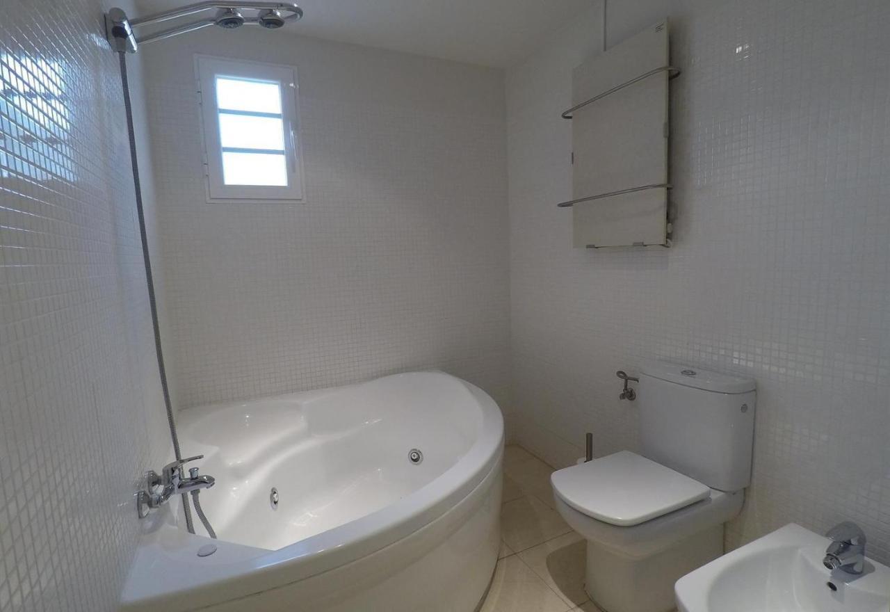 With Panoramic Sea Views Villa *