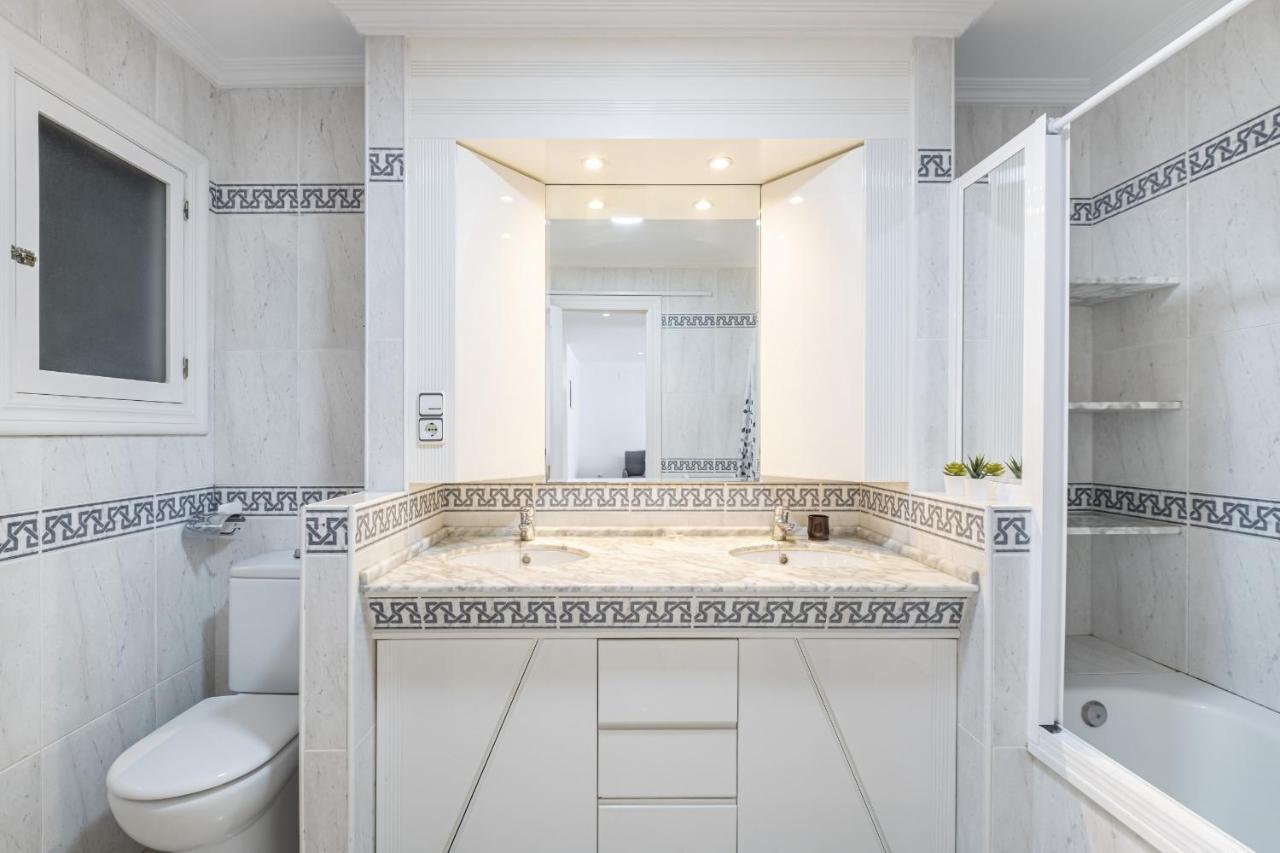 Ilice 3-d Levante Appartement *