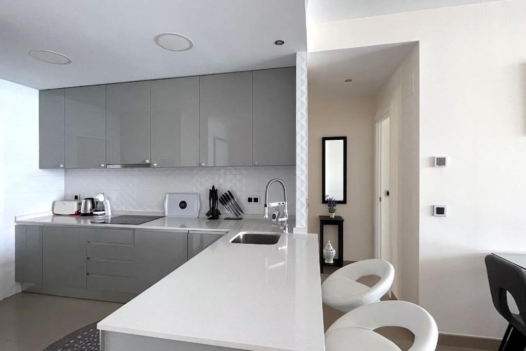 Luxury Residencial Sunset Drive - Benidorm, Espana * Benidorm