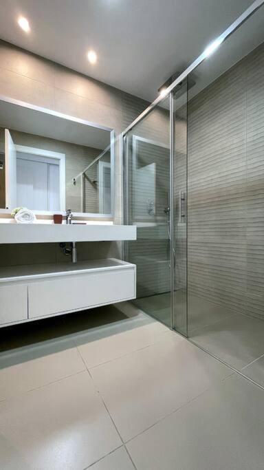 Luxury Residencial Sunset Drive - Benidorm, Espana * Benidorm