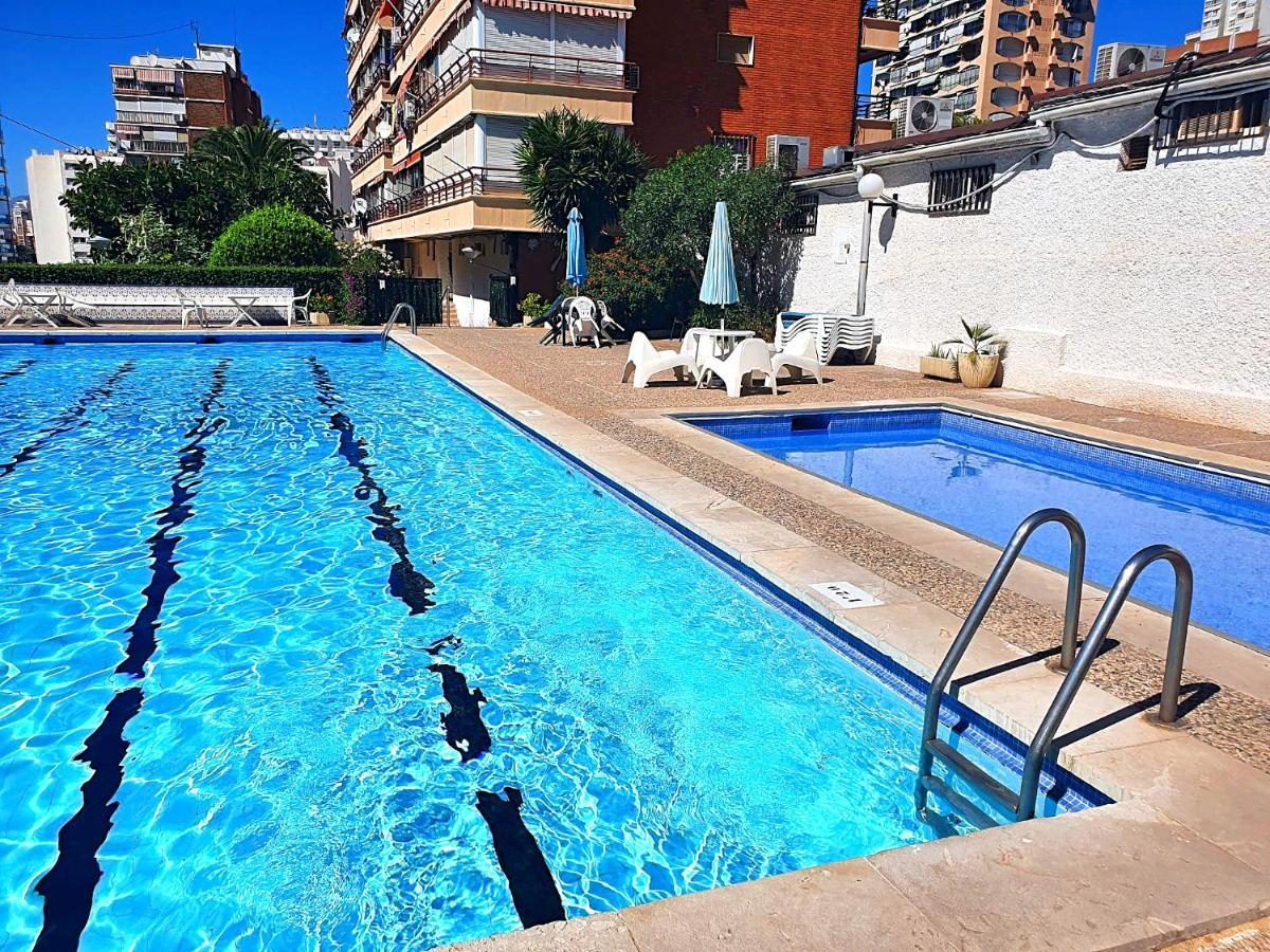 One Bedroom Sleep 4 -apart In Benidorm, Near Everything Appartement *