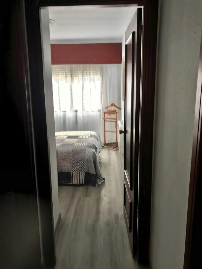 Recien Reformado Cerca De La Playa Con Dos Piscinas Y Pista De Tenis. Benidorm