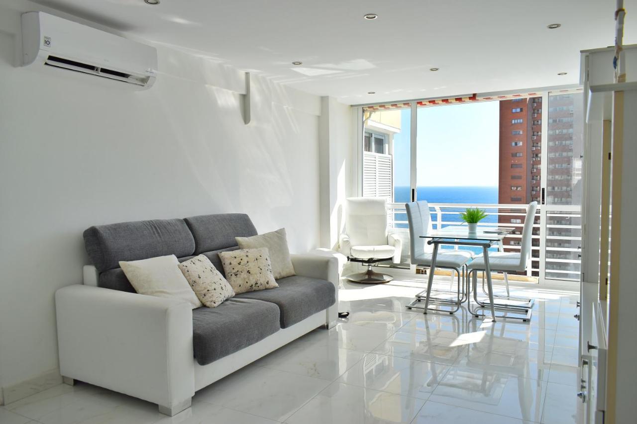 Caballos Vip Playa Levante Apartment