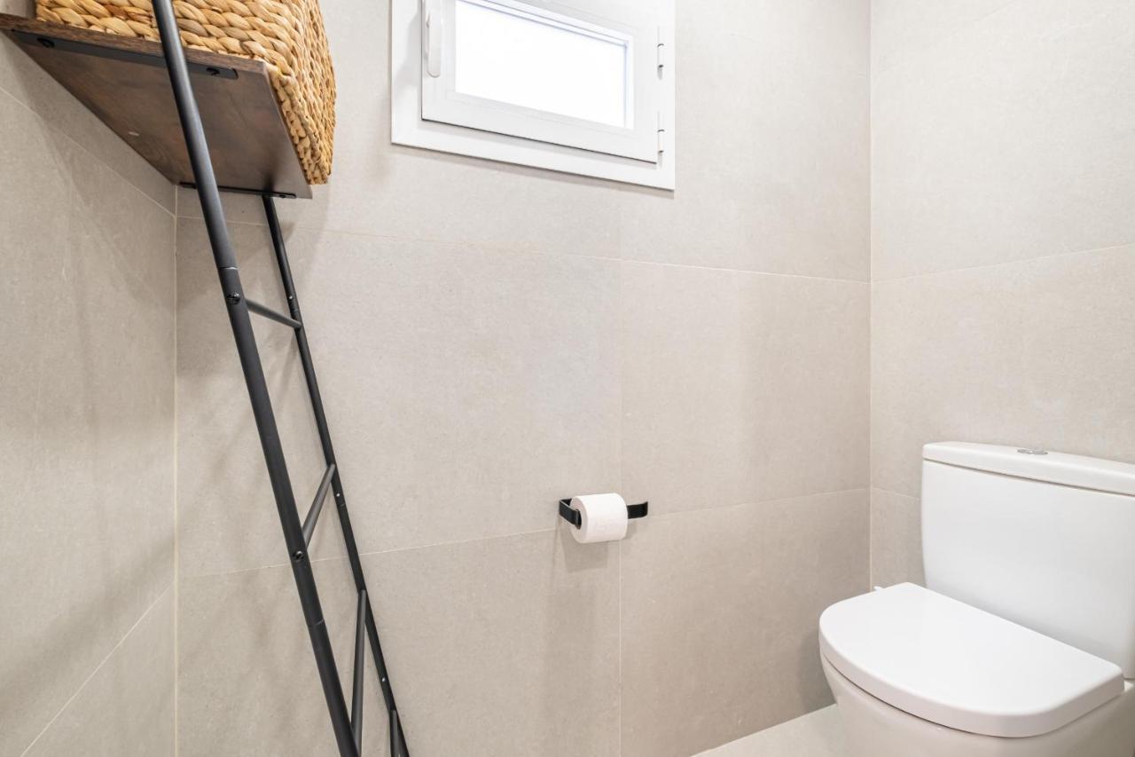 Lux Center 5 *