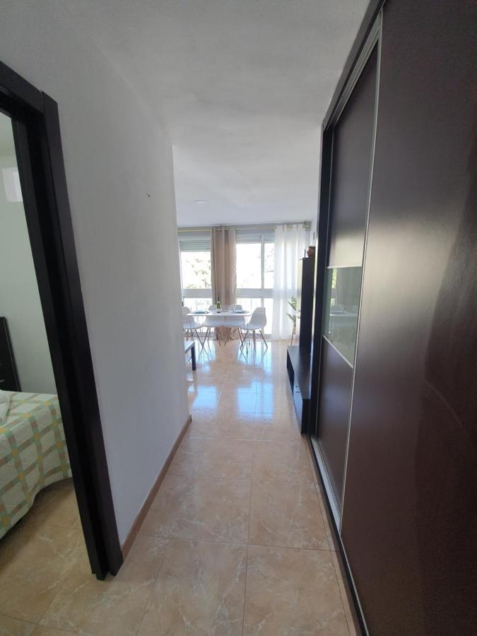 Beautiful New One Bedroom In Apartment *