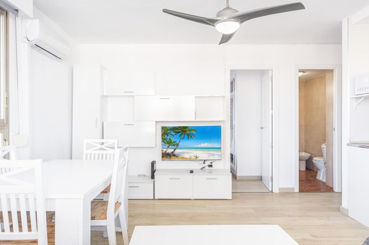 Acuarium 3-13-a Levante Appartement *