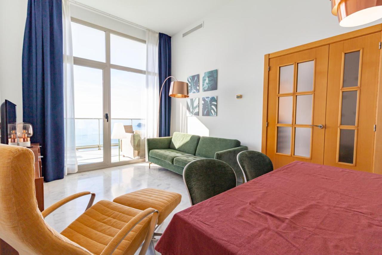 Sunny Penthouse On The 41st Floor In Torre Lugano, With Pool And Garage Apartment *