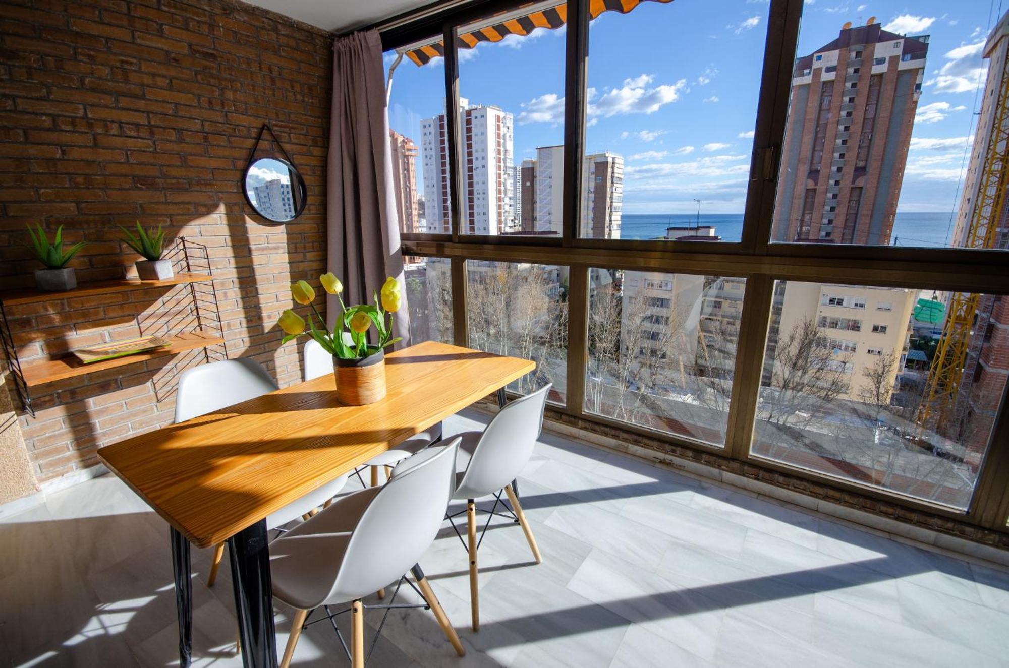 Arena 8 Levante Apartment