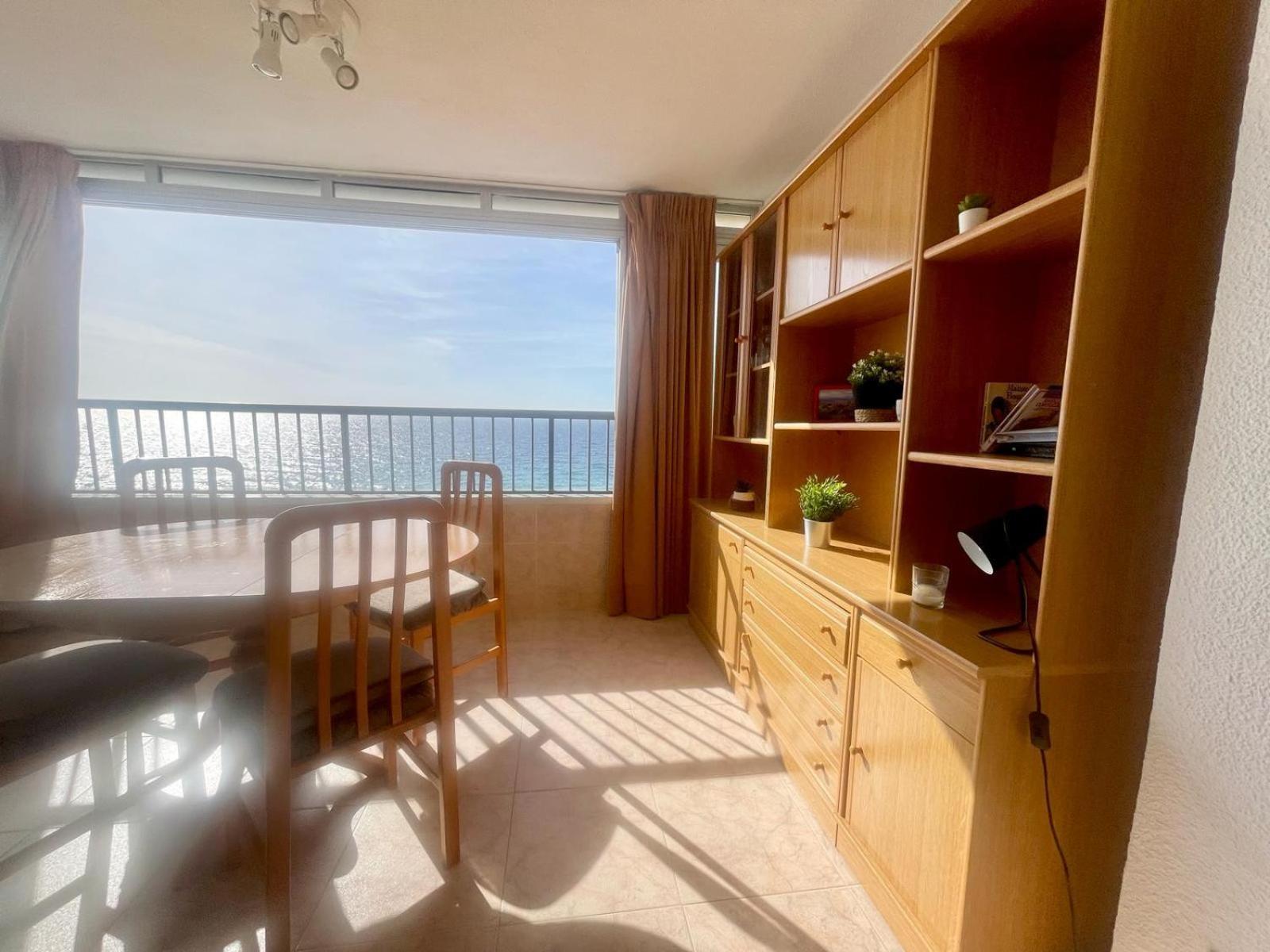 Seafront Holliday Miramar Apartment
