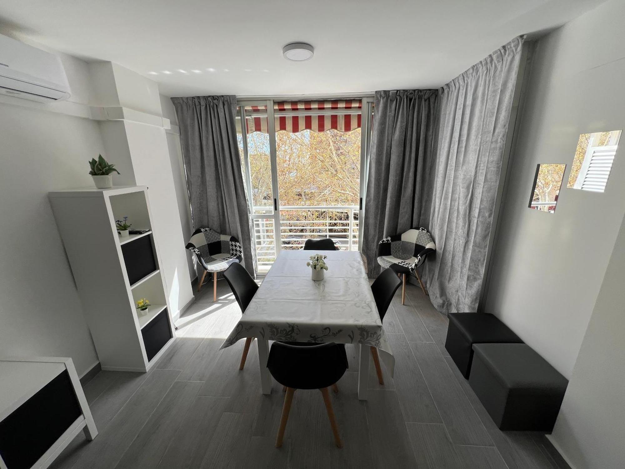 Caballos Lux Playa Levante Appartement
