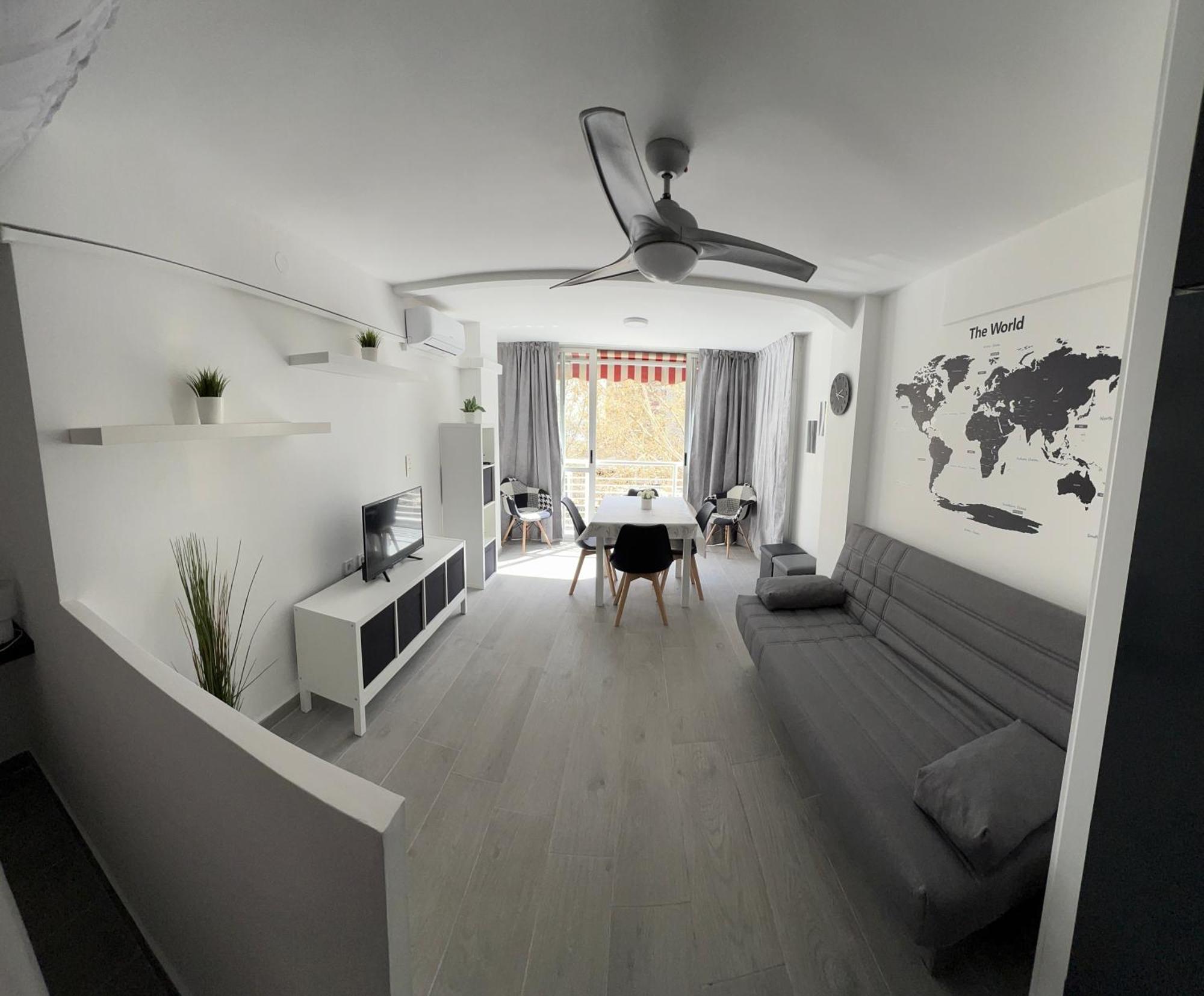 Caballos Lux Playa Levante Appartement *