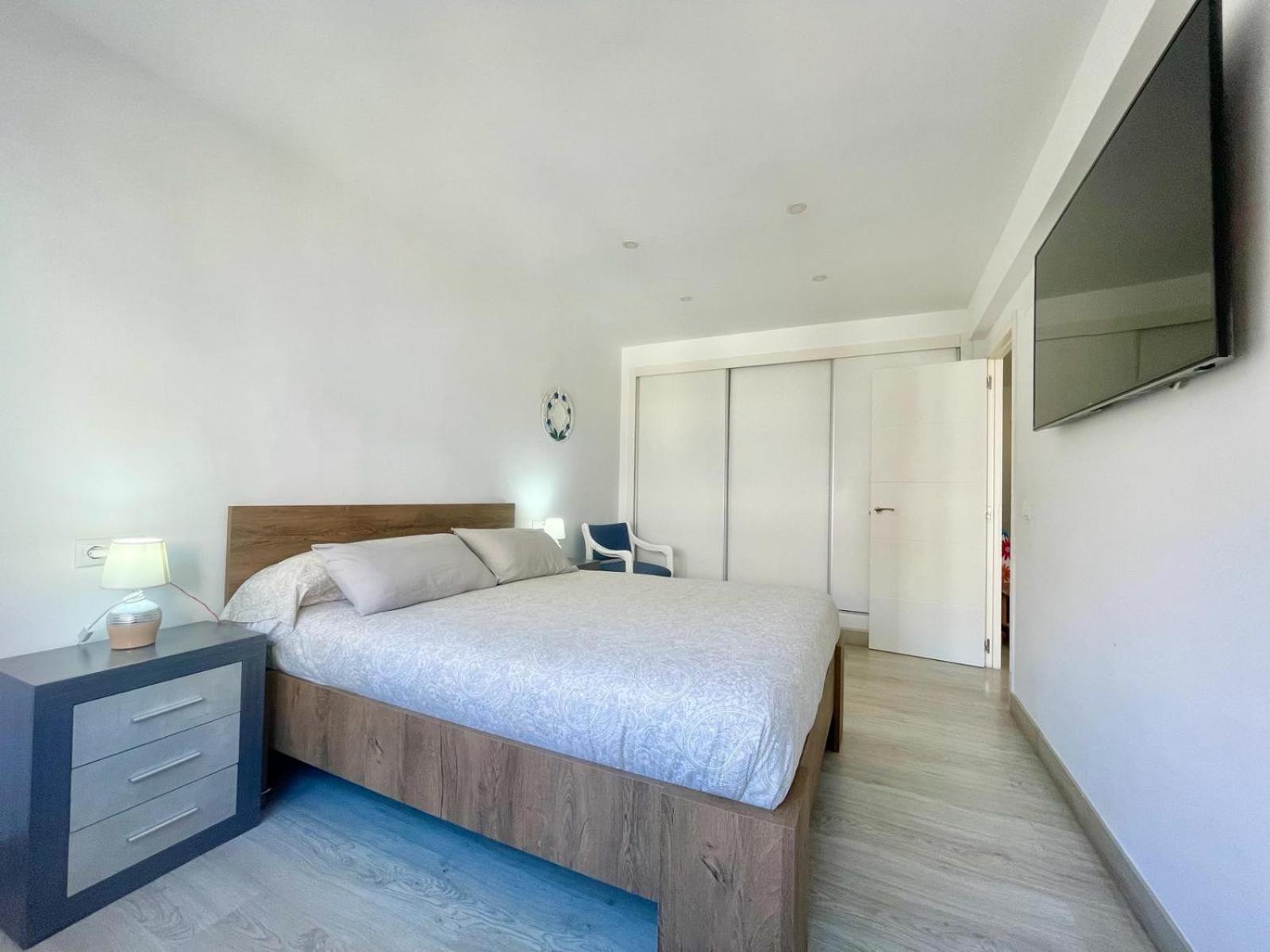 Beautiful Center Apartment *