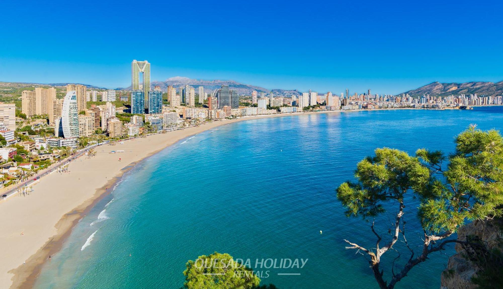 100mts To Beach, Luxury Encanto Apartment *