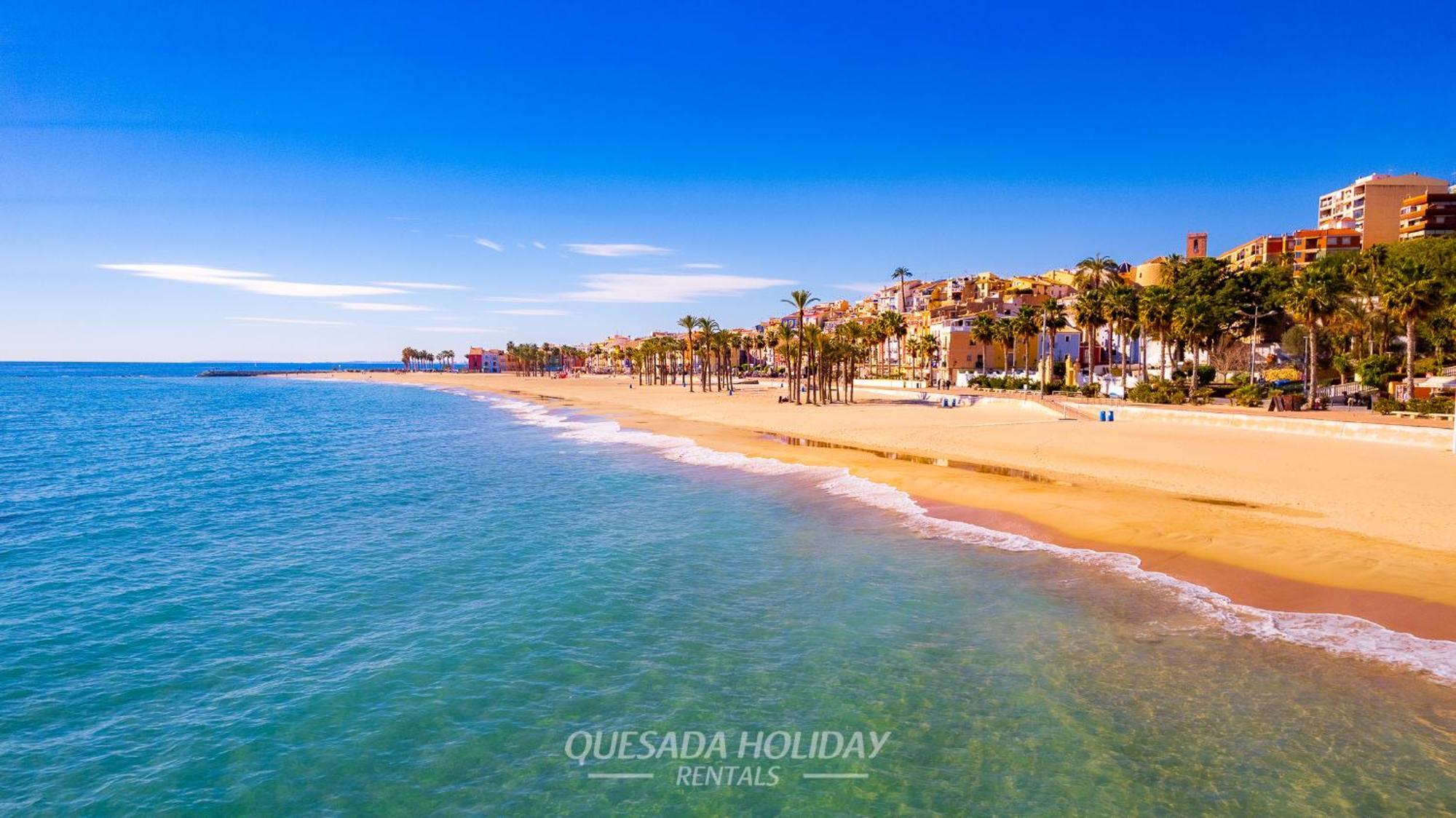 100mts To Beach, Luxury Encanto Appartement *