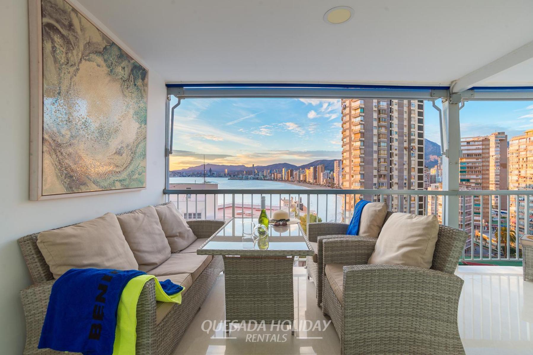 100mts To Beach, Luxury Encanto Appartement *