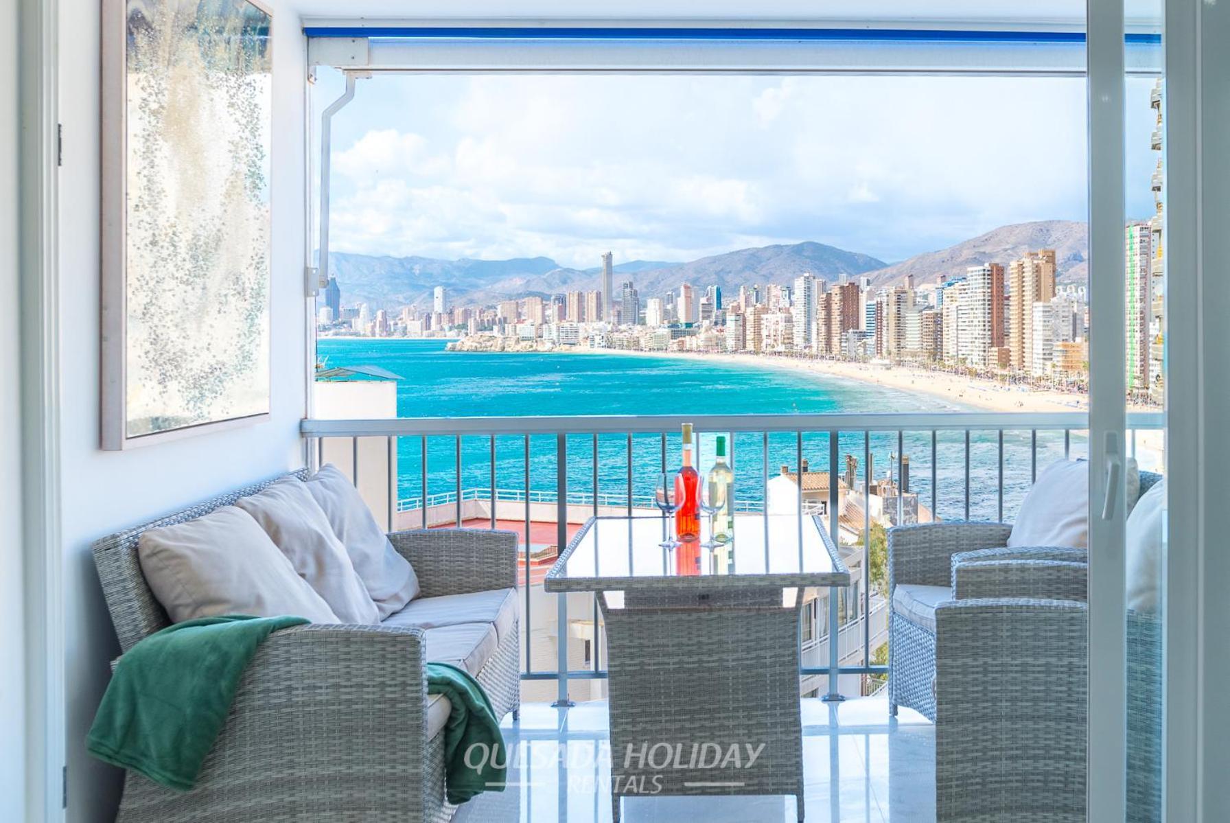 100mts To Beach, Luxury Encanto Appartement *