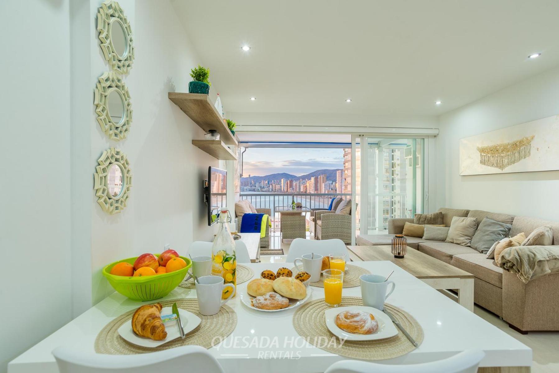 100mts To Beach, Luxury Encanto Appartement