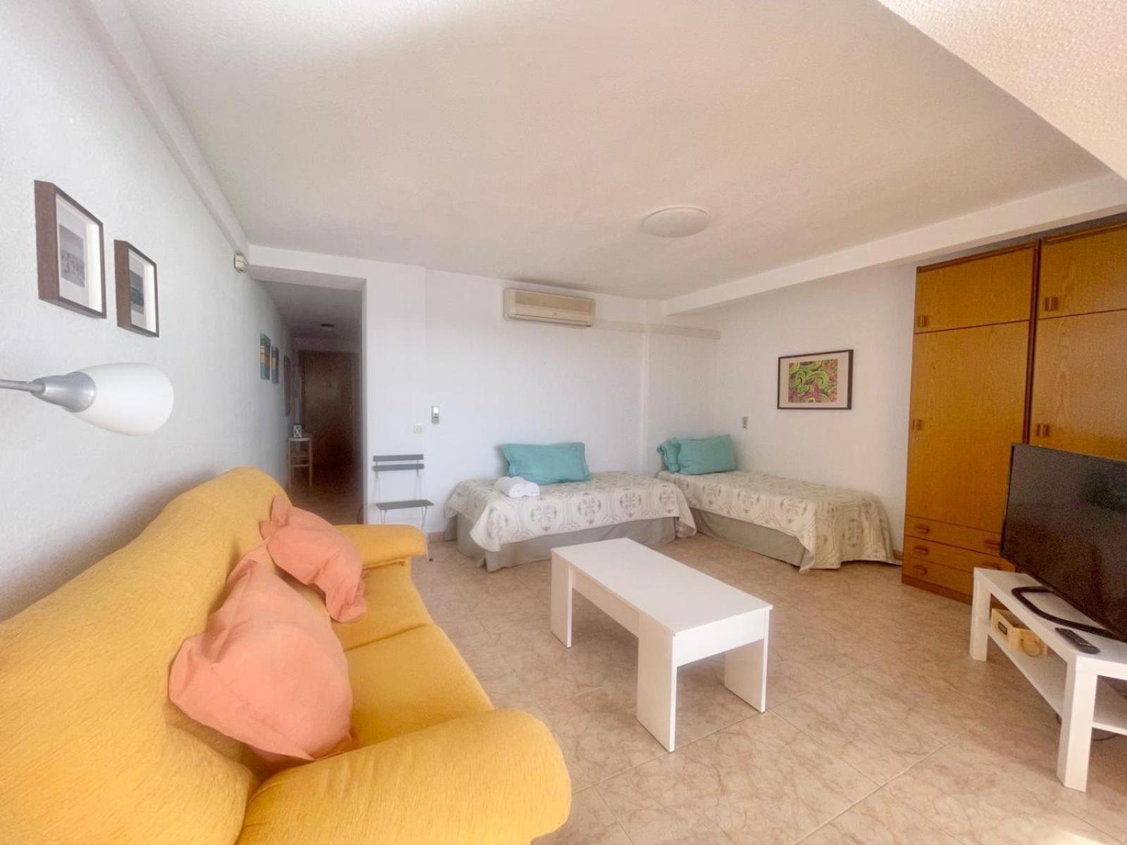 Seafront Holliday Miramar Apartment