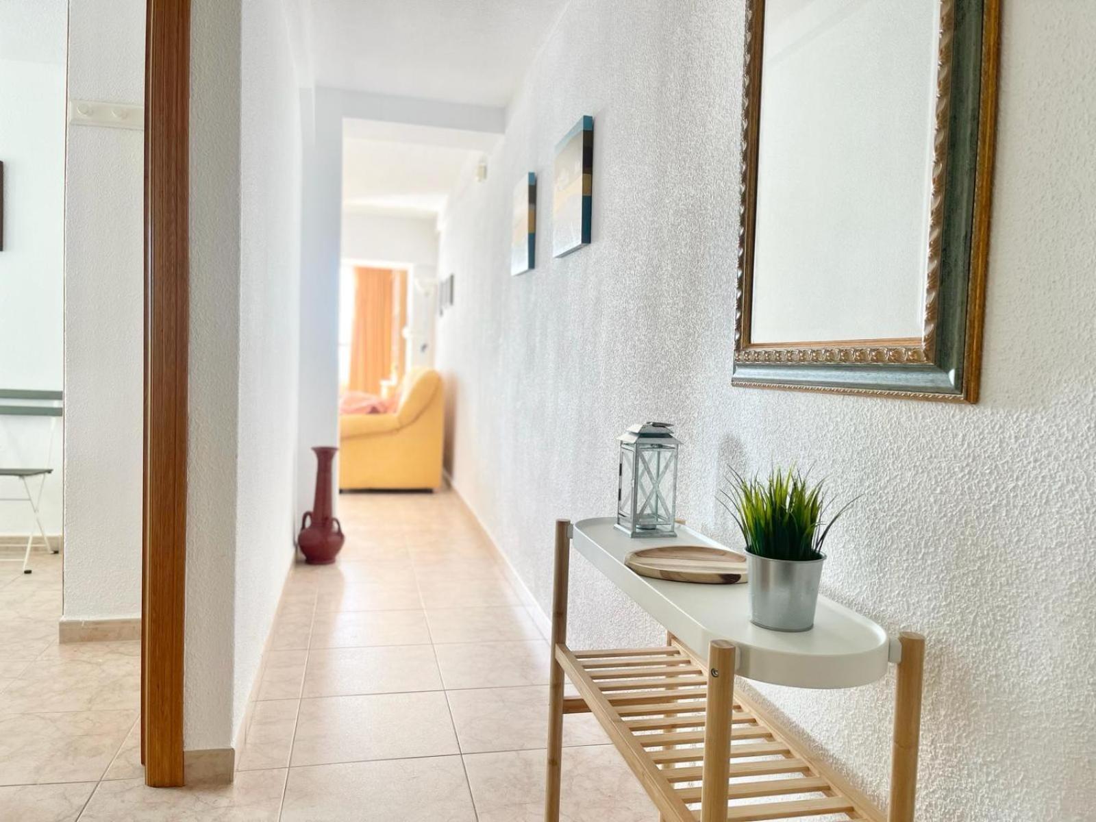 Seafront Holliday Miramar Apartment Benidorm