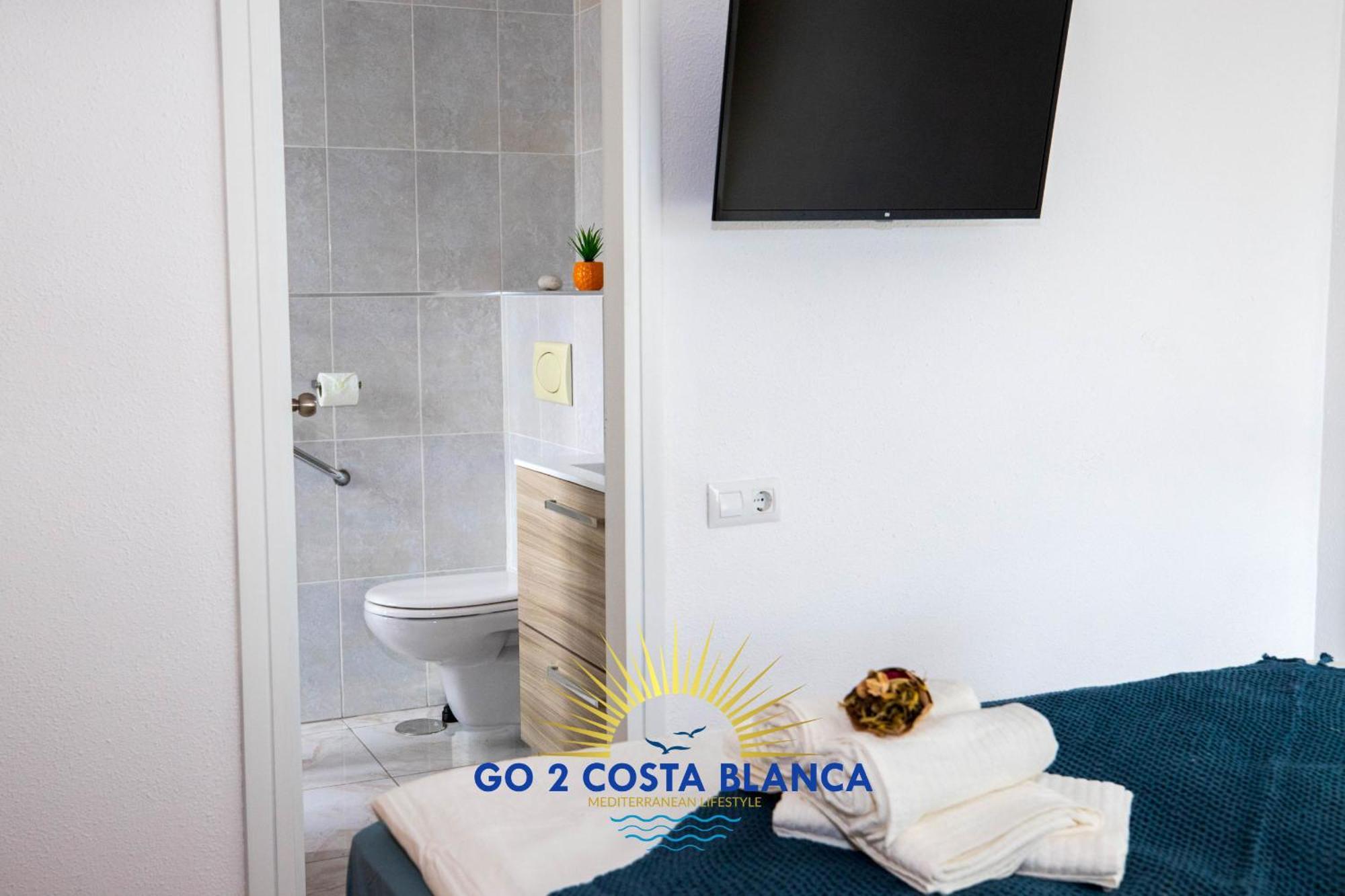Sunflower Apartment *
