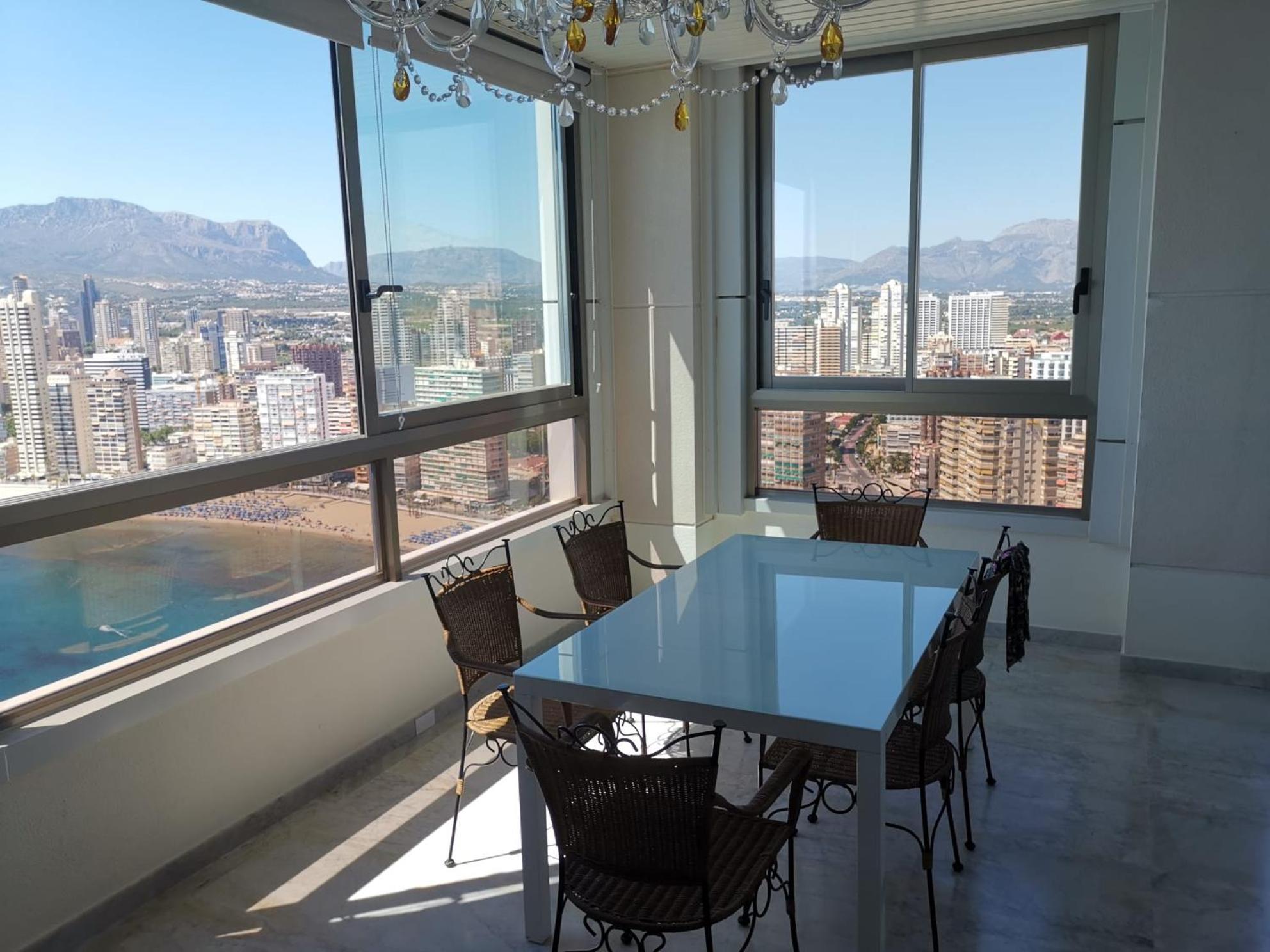 Penthouse G28 Levante Appartement