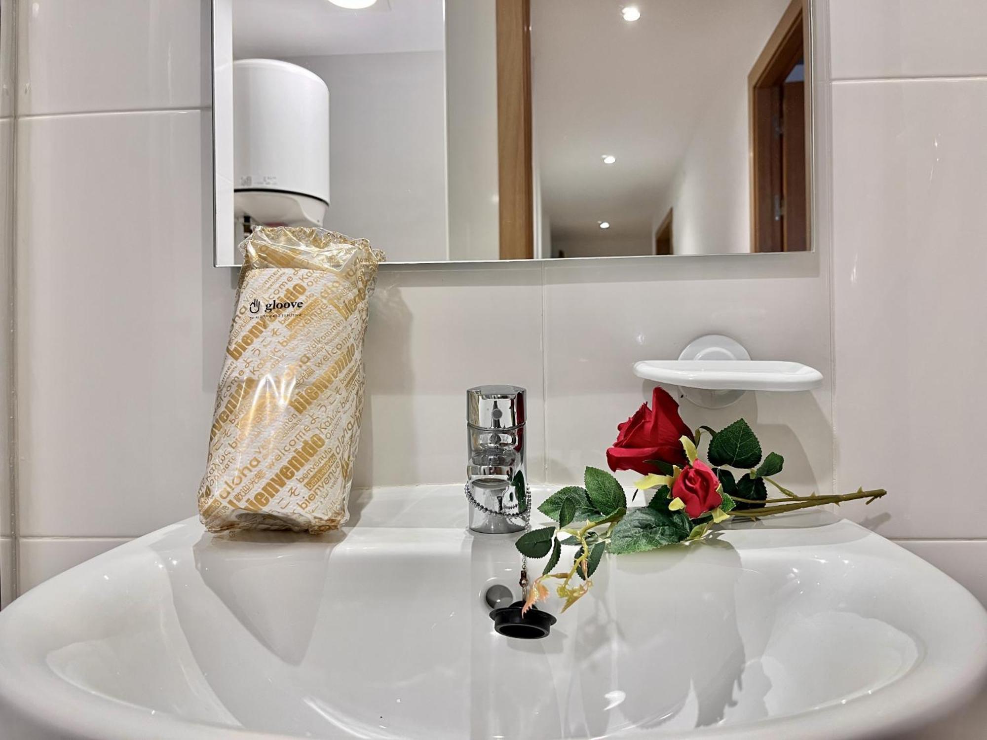 Rouna Ii By Gloove Apartamento Benidorm