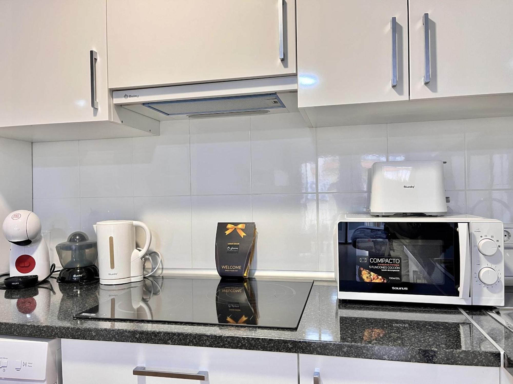 Rouna Ii By Gloove Apartamento Benidorm