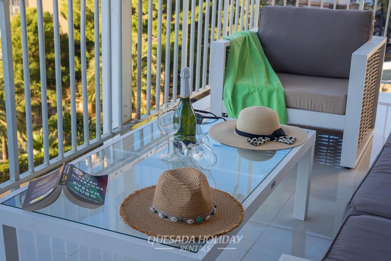 La Perla Seaview & Pool Levante