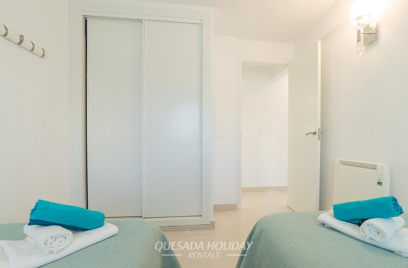 La Perla Seaview & Pool Levante