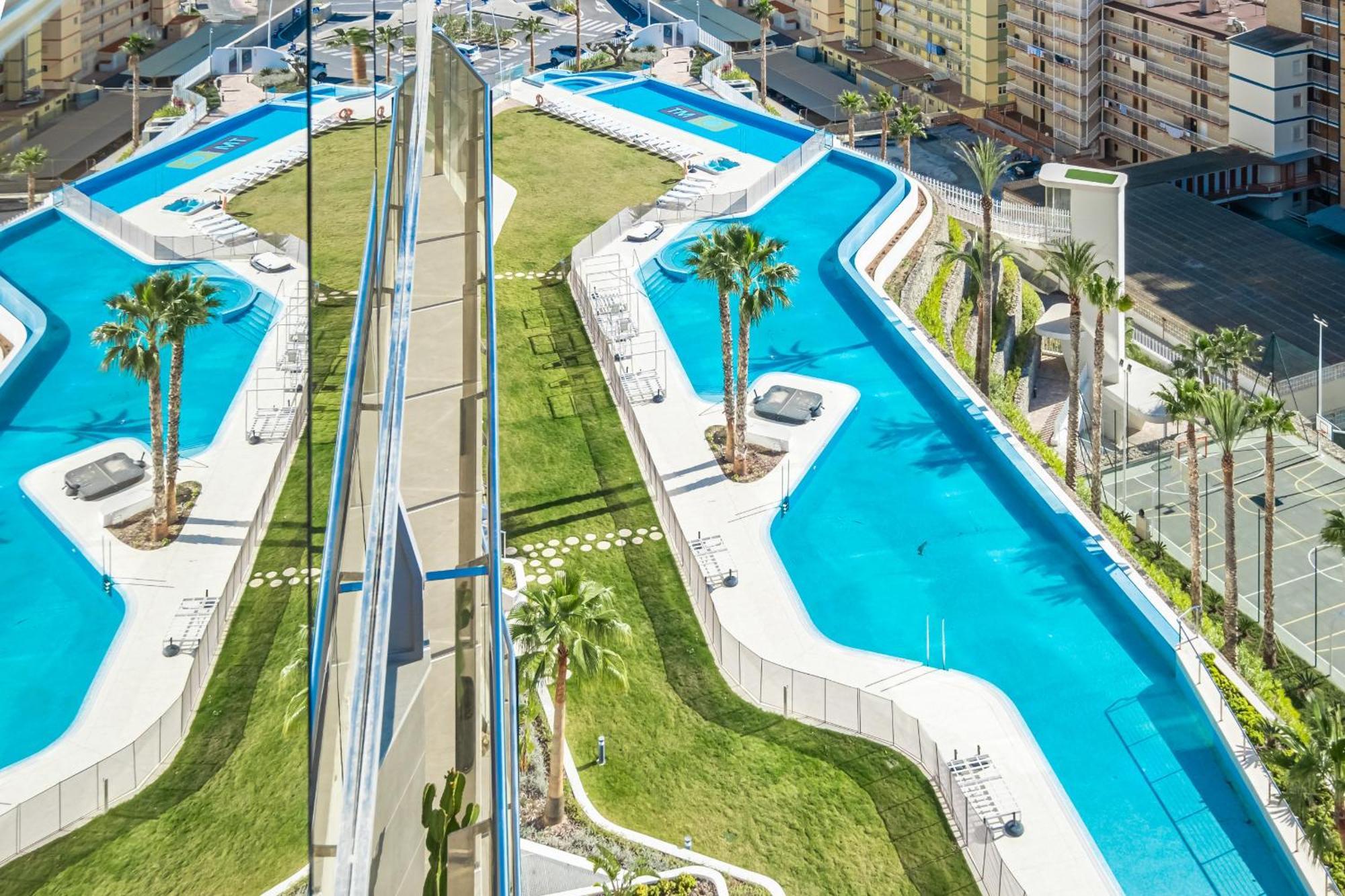 Sunset Cliffs Deluxe 8138 Poniente *