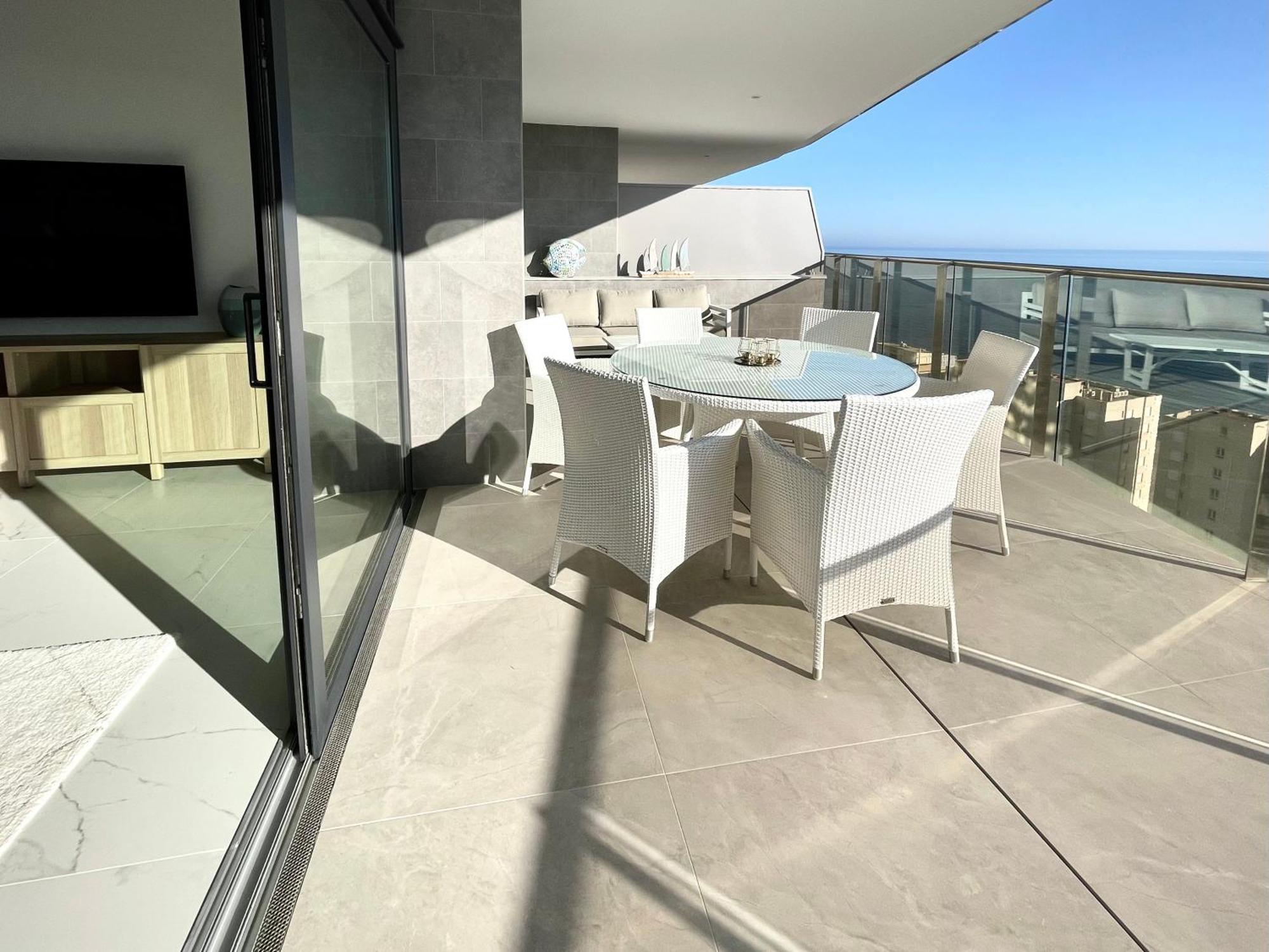 Luxury Sunset Cliffs Apartment