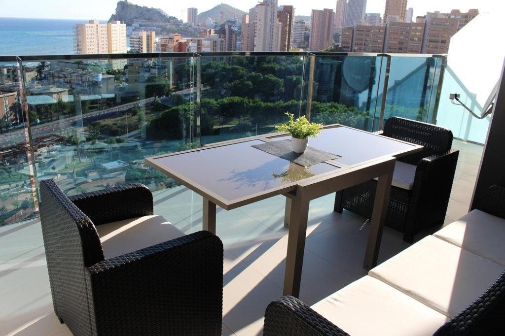 Sunset Drive, Cerca De La Playa Poniente Appartement *
