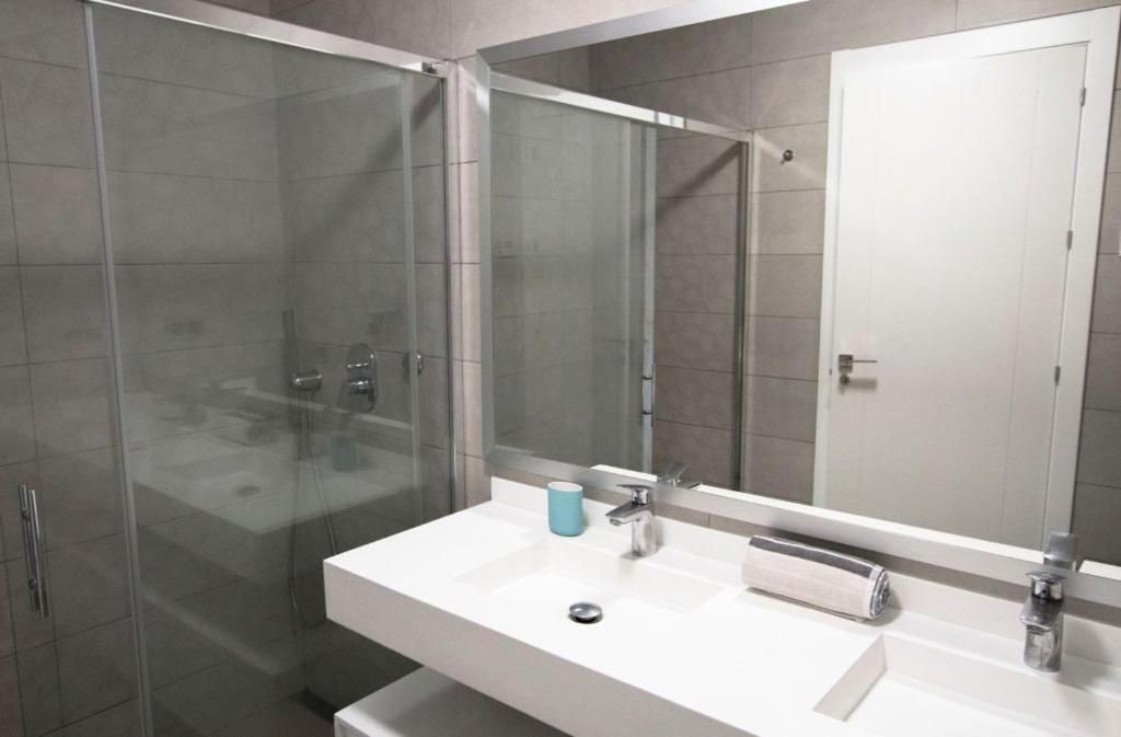 Apartamento En Sunset Drive, Near To Beach. *