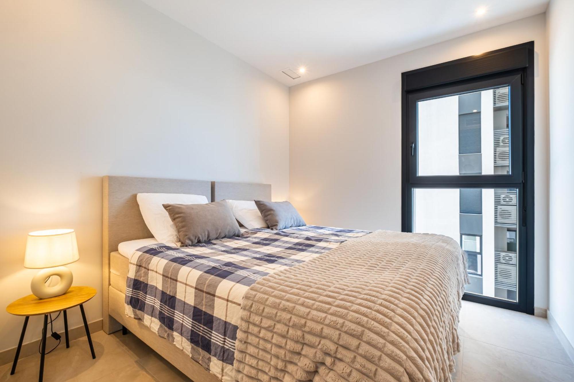 Sunset Cliffs Deluxe 6133 Poniente *
