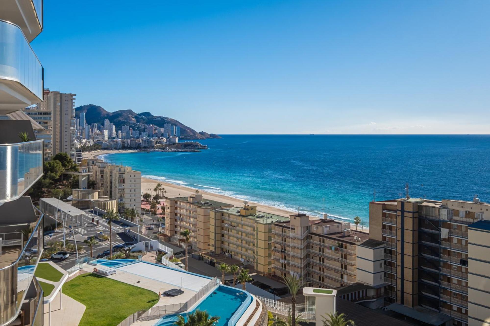 Sunset Cliffs Deluxe 6133 Poniente *