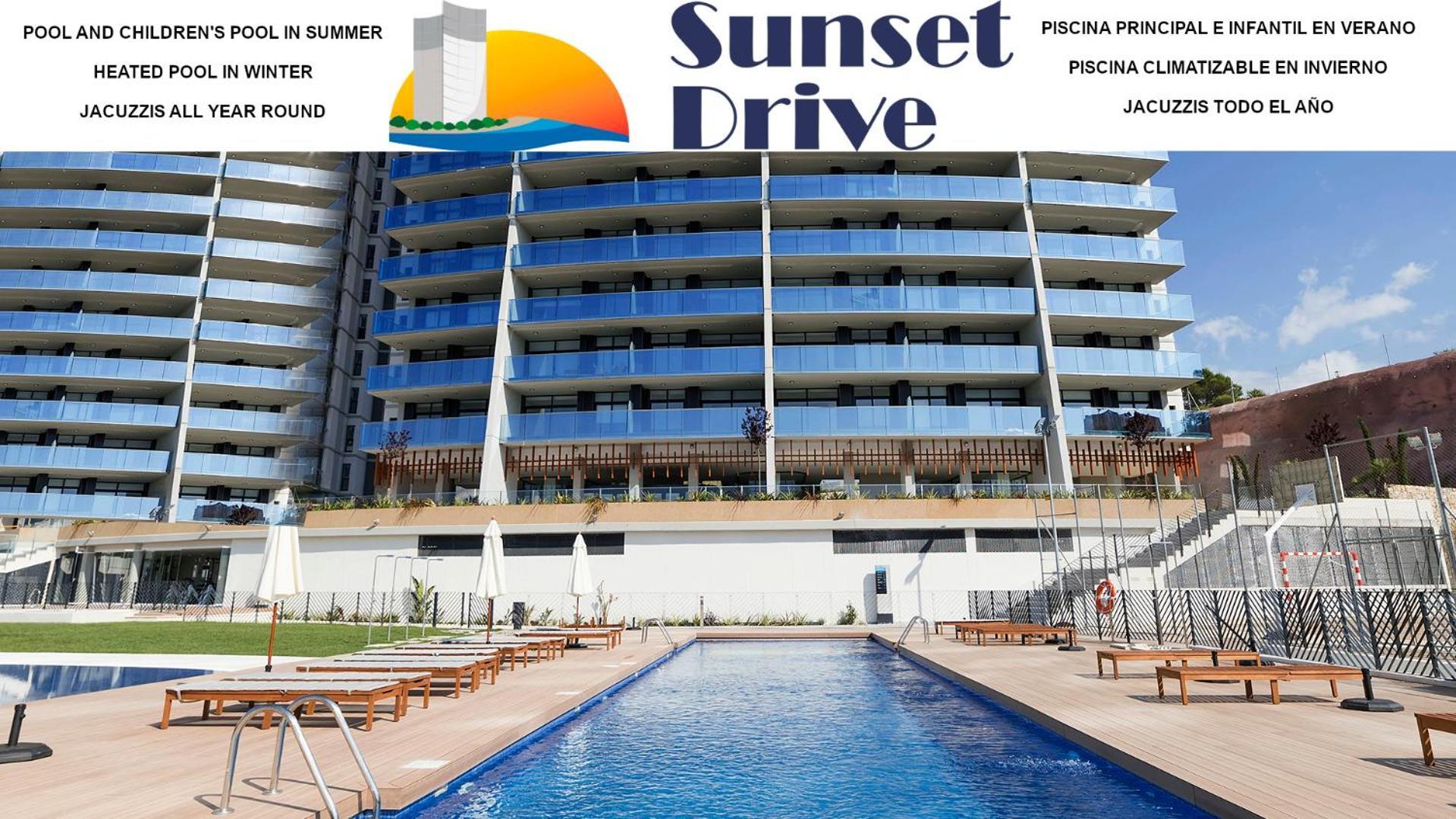 Sunset Drive By Mar Holidays Appartement *