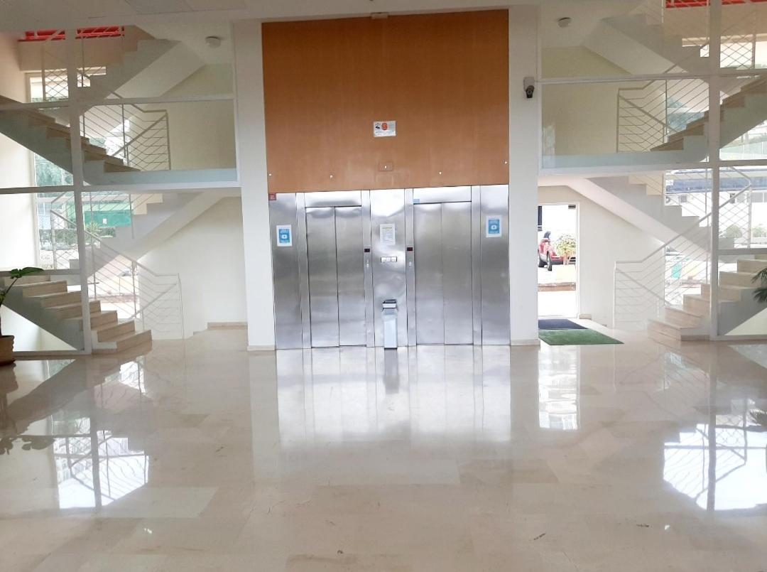 Vacanza Luxury Complex- Parking , Pool Only In The Summer , Rincon De Loix Apartment