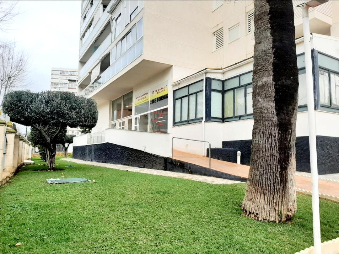 Vacanza Luxury Complex- Parking , Pool Only In The Summer , Rincon De Loix * Benidorm