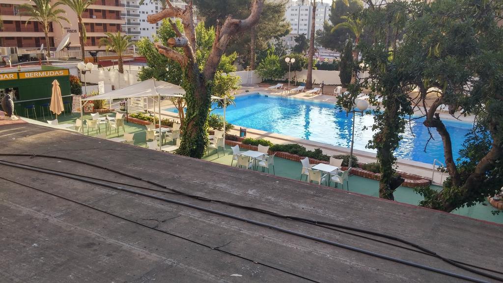 Aparthotel Bermudas 2*