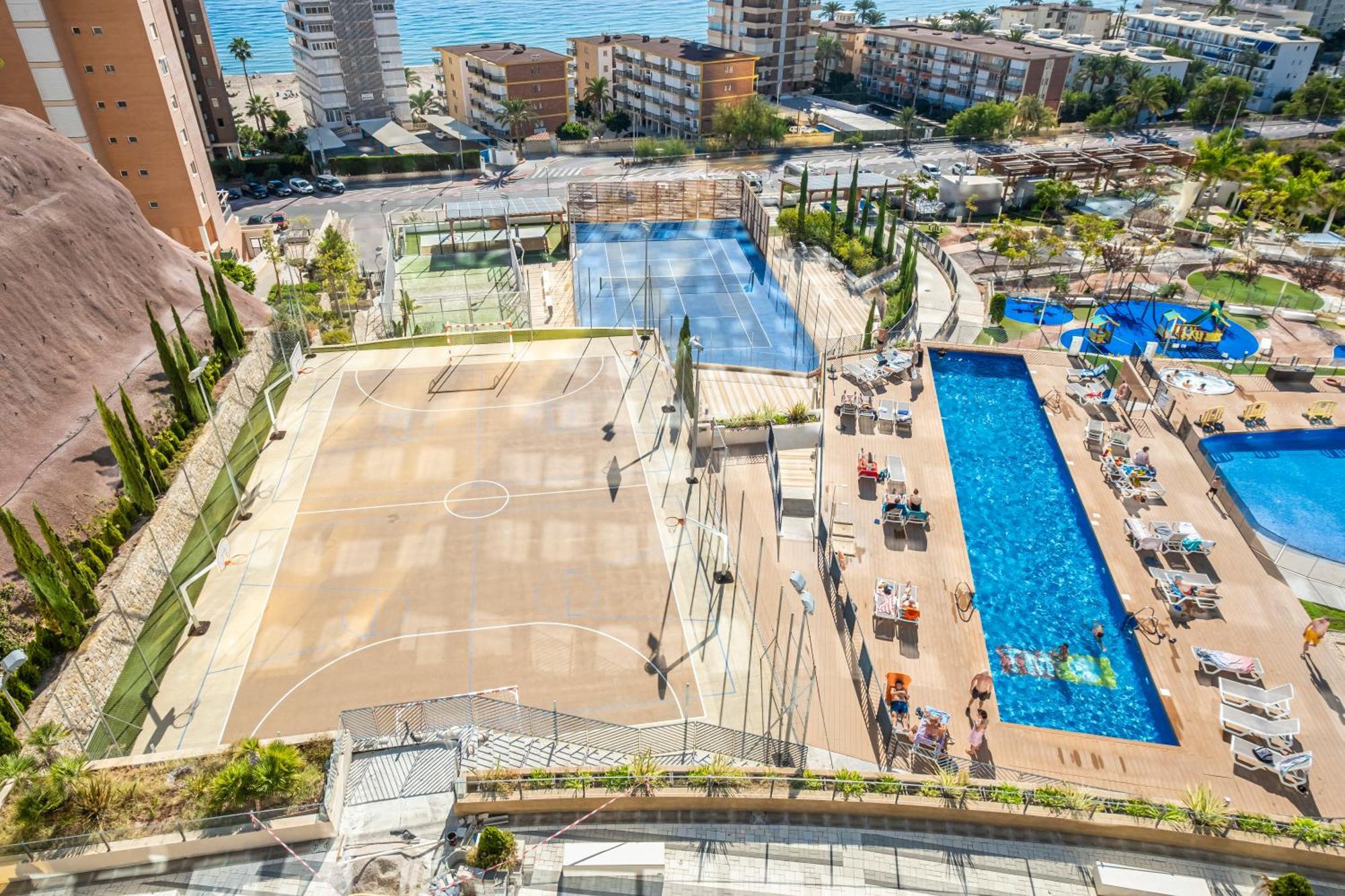 Sunset Drive 4-8 Poniente Beach