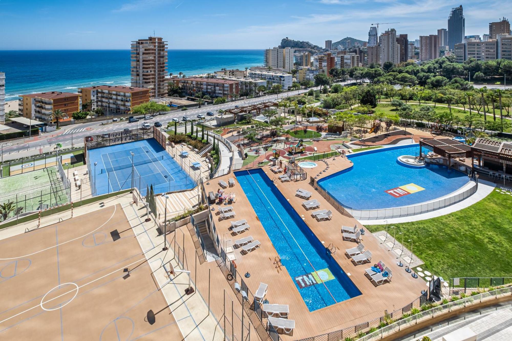 Sunset Drive 4-8 Poniente Beach * Benidorm