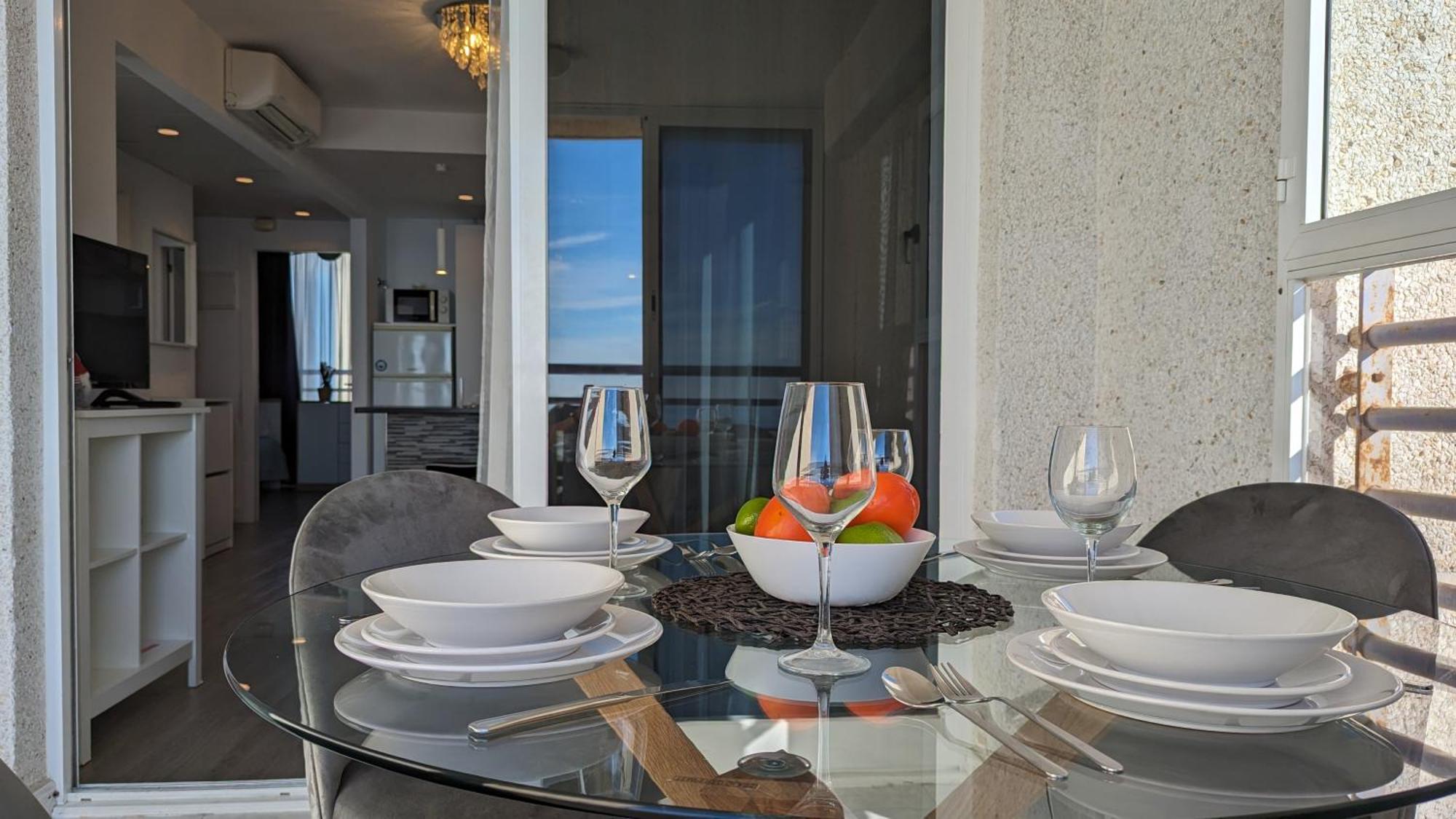 Tropic Mar Sea View *