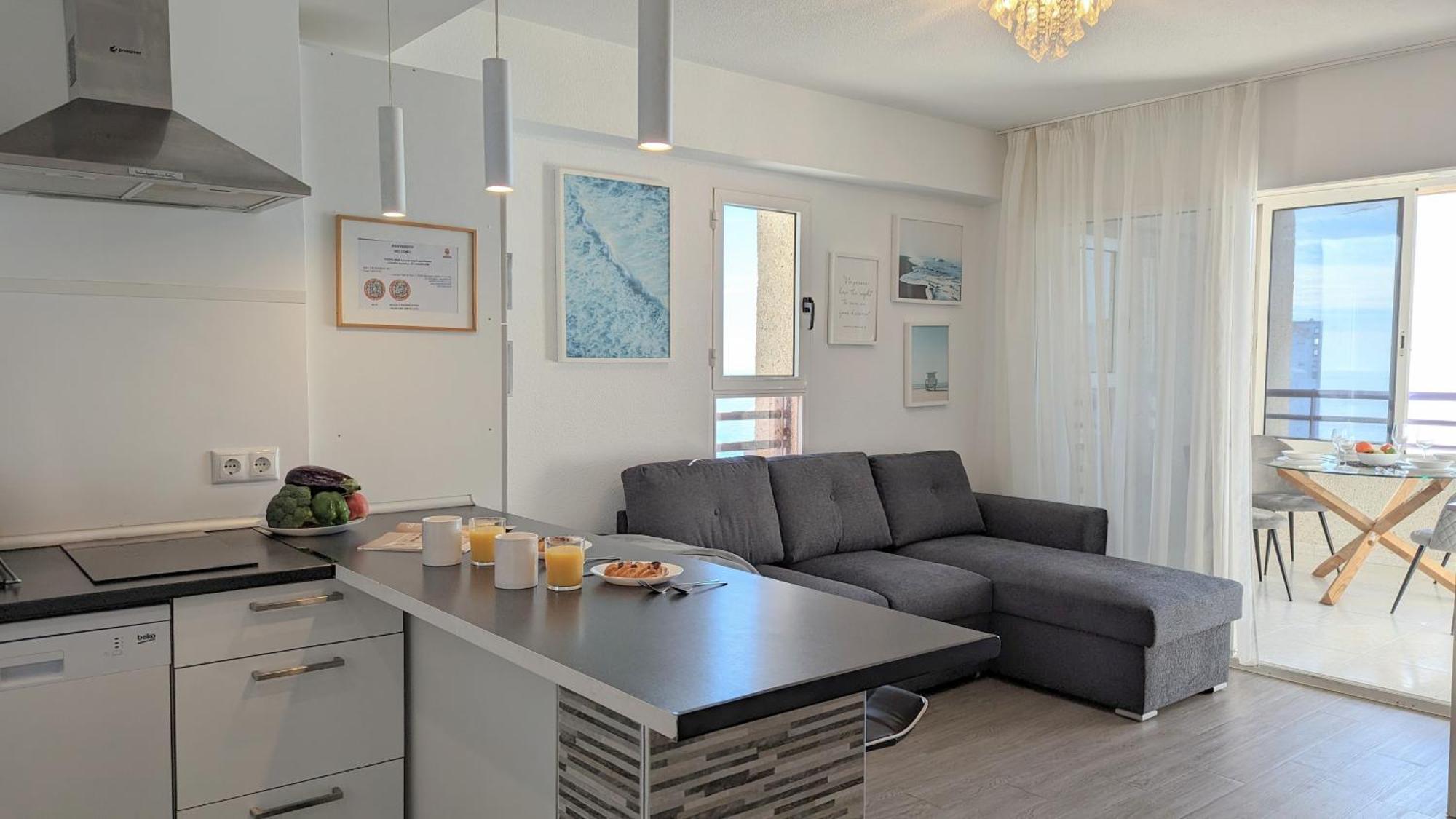 Tropic Mar Sea View Apartment