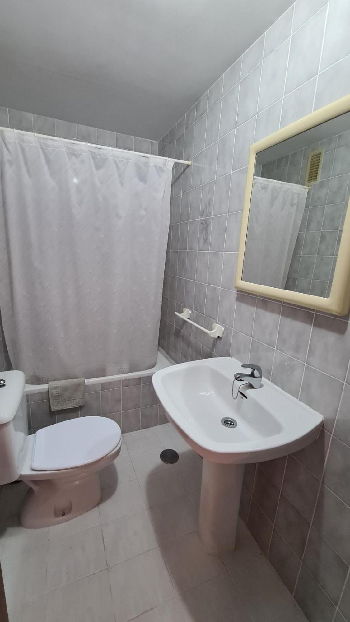 Monver If Apartment *