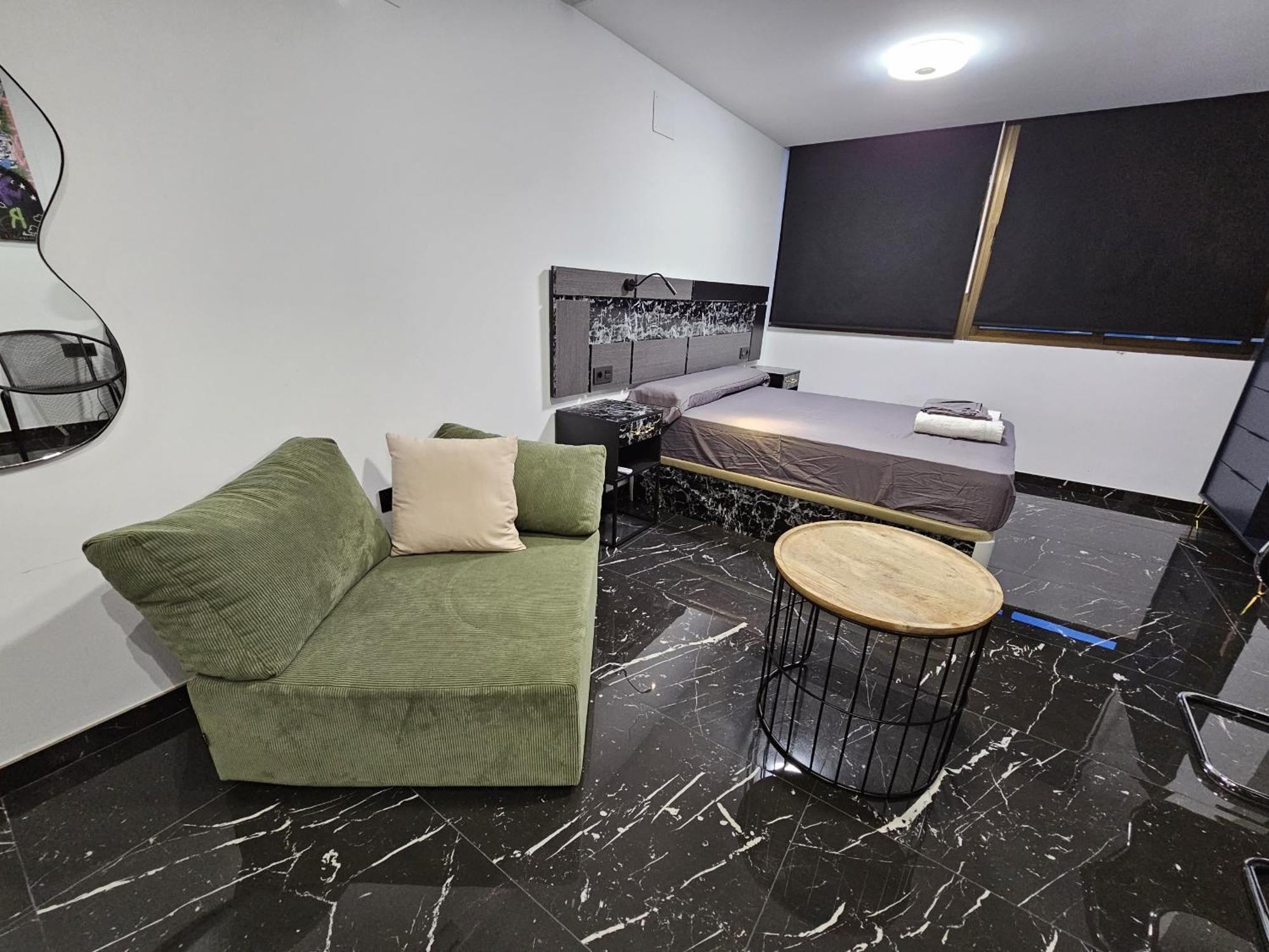 Black Apartamento *