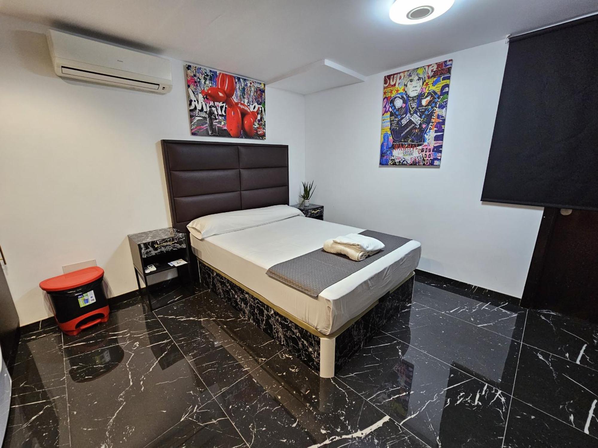 Black Apartamento *