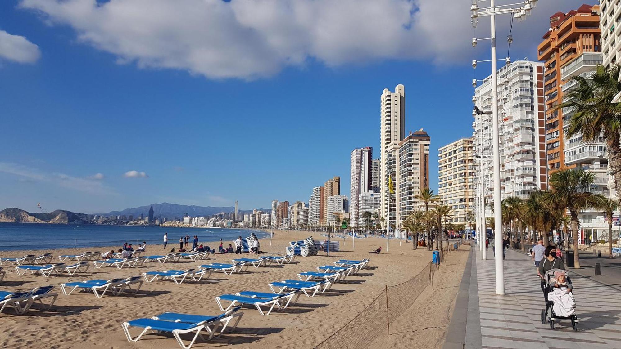 Caballos Vip Playa Levante *