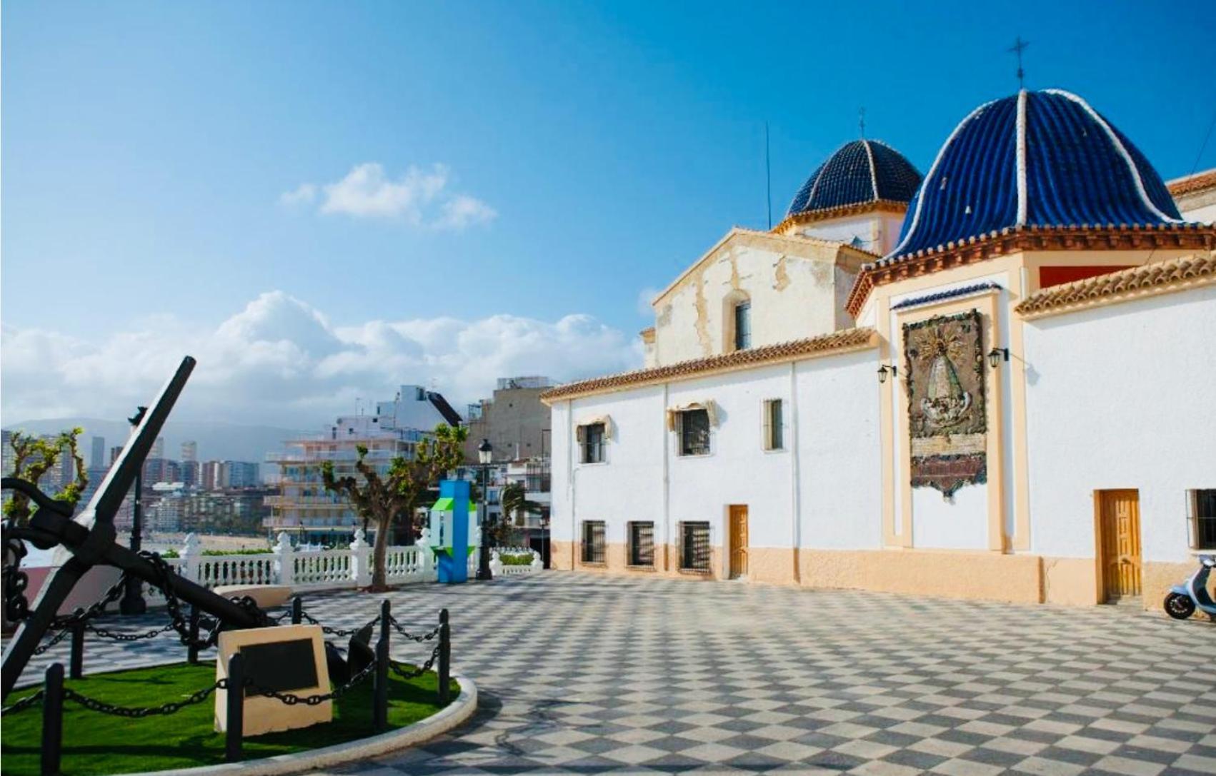 Atico Con Vistas En El Casco Antiguo De * Benidorm